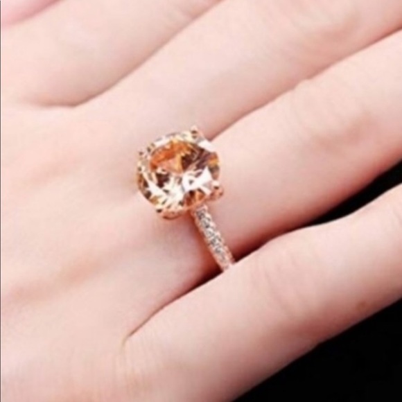 New trendy champagne CZ rose gold geometric ring - Picture 4 of 4